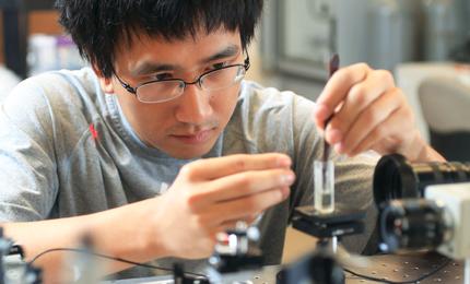 Zhao Zhang does faculty research